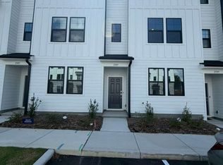 2307 Oakwood Meadows Ct, Raleigh, NC 27604