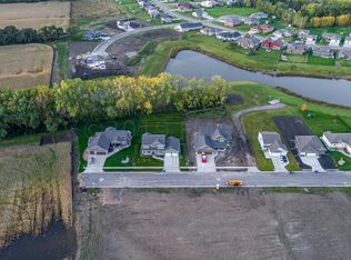 1420 W Summerwood Trl, Dilworth, MN 56529