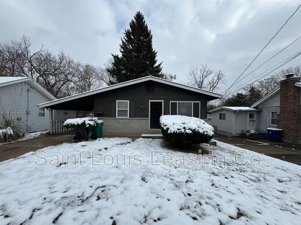 3730 High Dr, Saint Ann, MO 63074