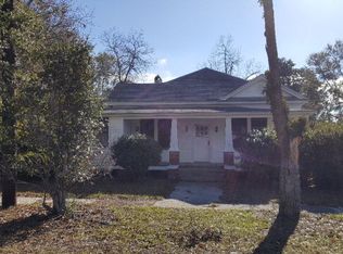 391 S Macon St, Jesup, GA 31545