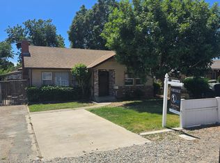 1104 Lombardy Dr, Modesto, CA 95351