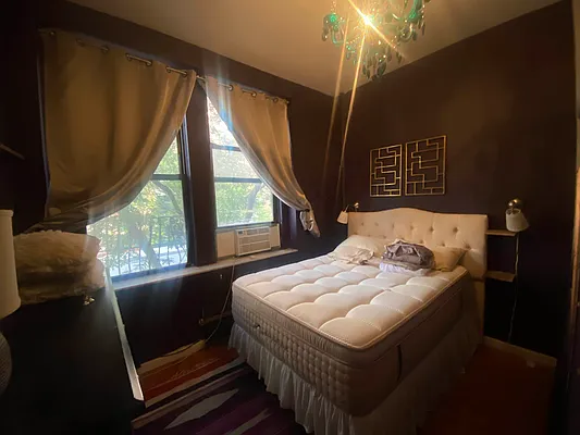 Rented by SIMPLR | media 13