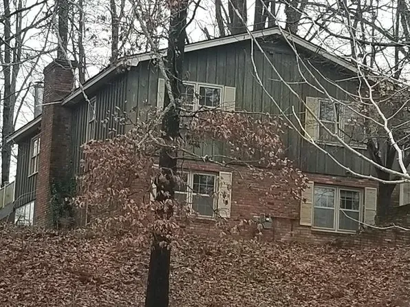 110 Highland Park Dr, Helena, AR 72342