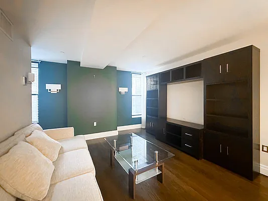 Rented by Skyward | media 6