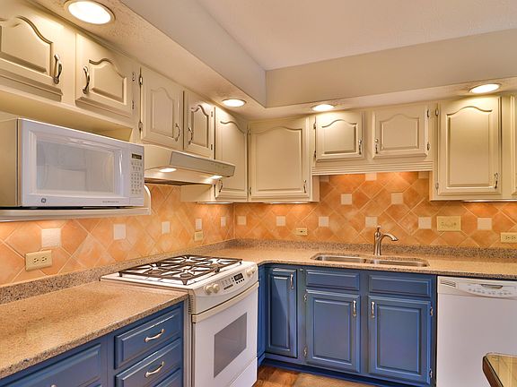 4th image of 427 Sweetgum Dr