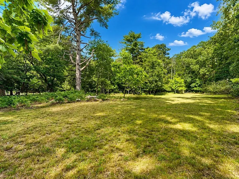 316 Pitney Rd — Photo 46