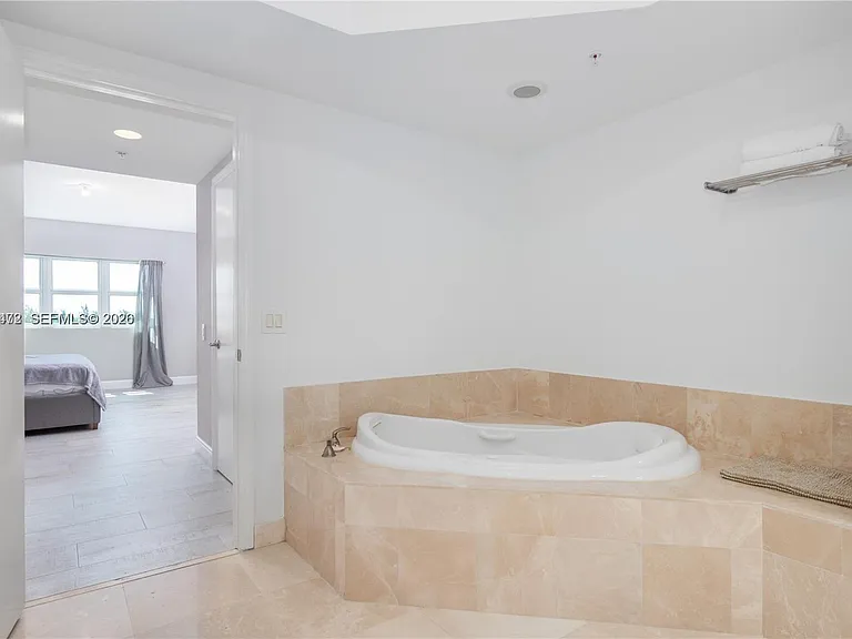 14951 Royal Oaks Ln #708 — Photo 21