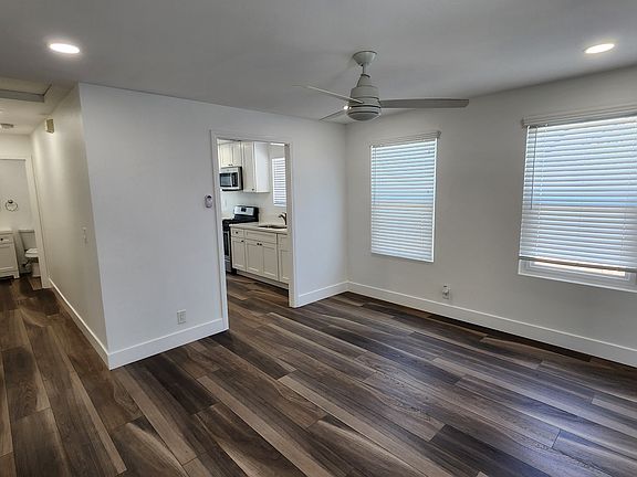 2nd image of 1548 W 105th St
