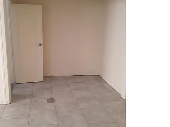 4th image of 606 W Vernon Ave #103