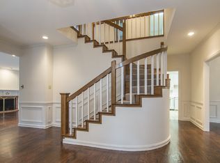 10 Huntington St, Longview, TX 75601