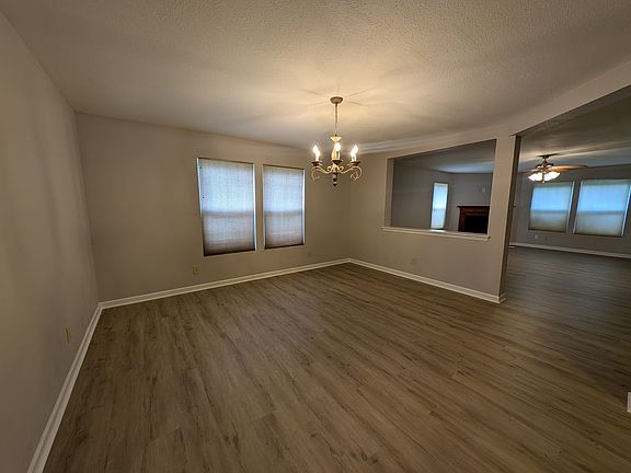 4th image of 3360 Table Rock Dr