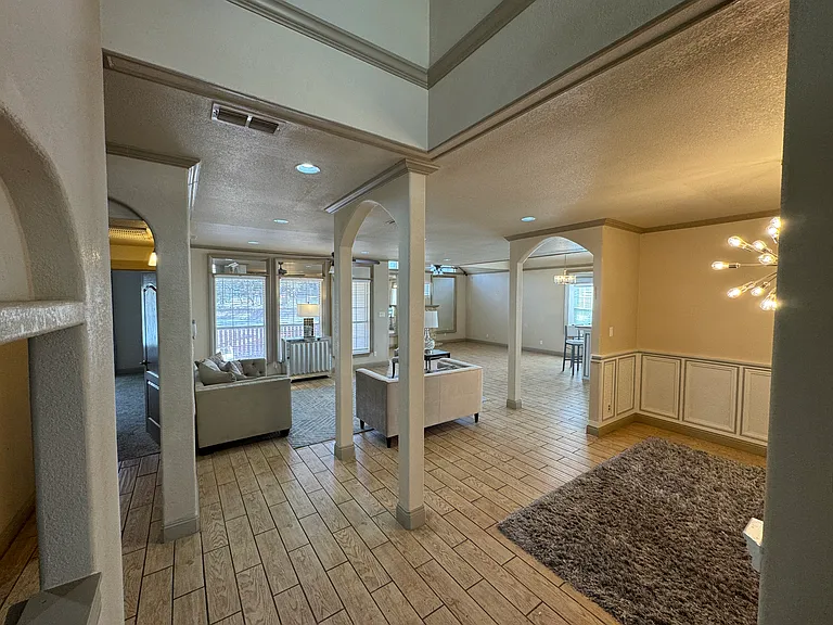 1738 Hadbury Ln — Photo 25