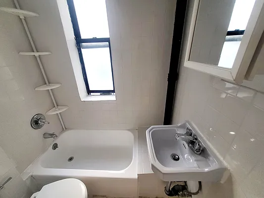 Rented by Douglas Elliman | media 17