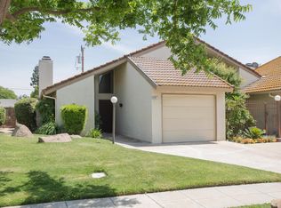 5728 N Monte Ave APT 1, Fresno, CA 93711