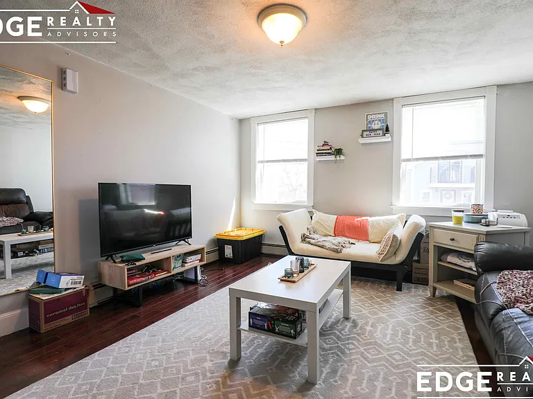 5 Cottage St #2 — Photo 3