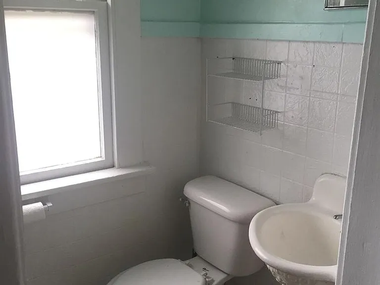 1714 Ashwood Ave #B — Photo 6