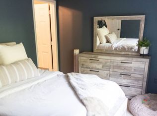 6572 Regency Ln, Eden Prairie, MN 55344