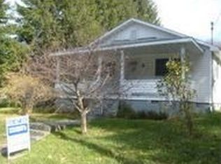 396 Main St, Quinwood, WV 25981