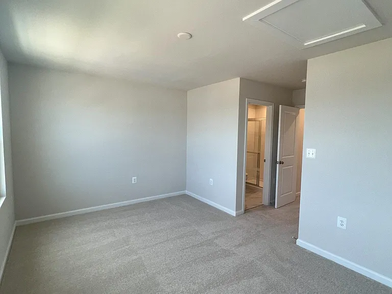 94 Coolidge Ave — Photo 6