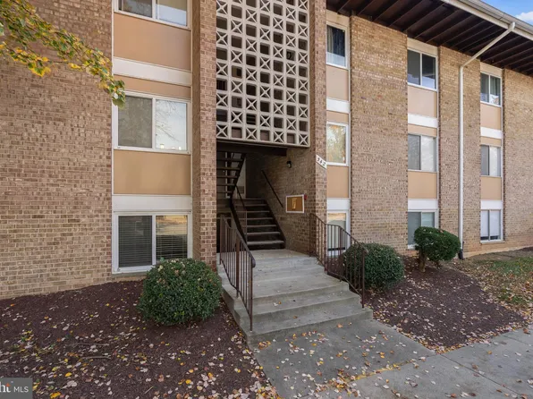 542 Wilson Bridge Dr #6743-B2, Oxon Hill, MD 20745