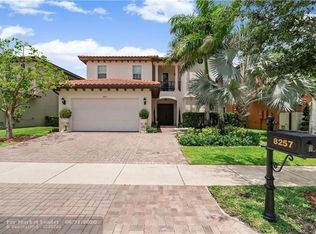 8257 NW 125th Ln, Parkland, FL 33076