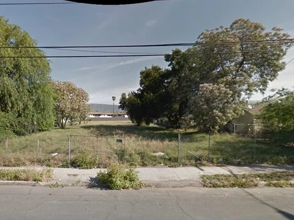 656 W 13th St, San Bernardino, CA 92405