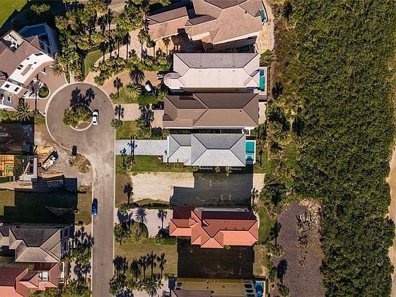 3rd image of 360 Ocean Crest Dr