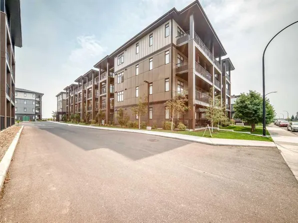 200 S Seton Cir SE #6106, Calgary, AB T3M 3N8