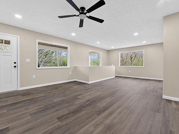 5th image of 45 Hughes Rd