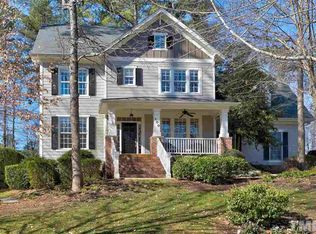 100 Branchside Ln, Holly Springs, NC 27540