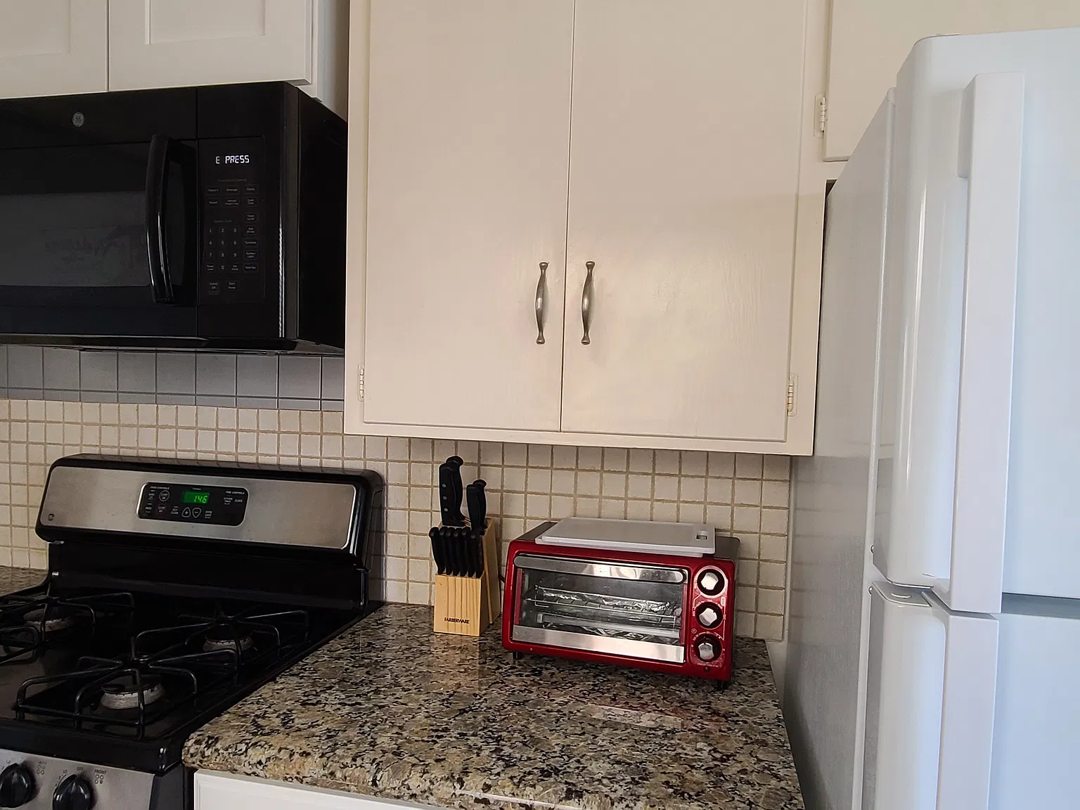 1 bed, 575 sqft, $3,050 — Photo 4