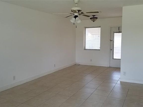 2nd image of 2734 Fillmore Street #3-E