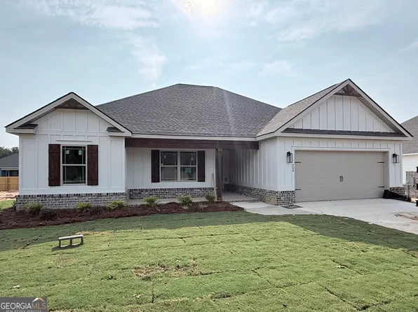 208 Hampton Chase, Perry, GA 31069