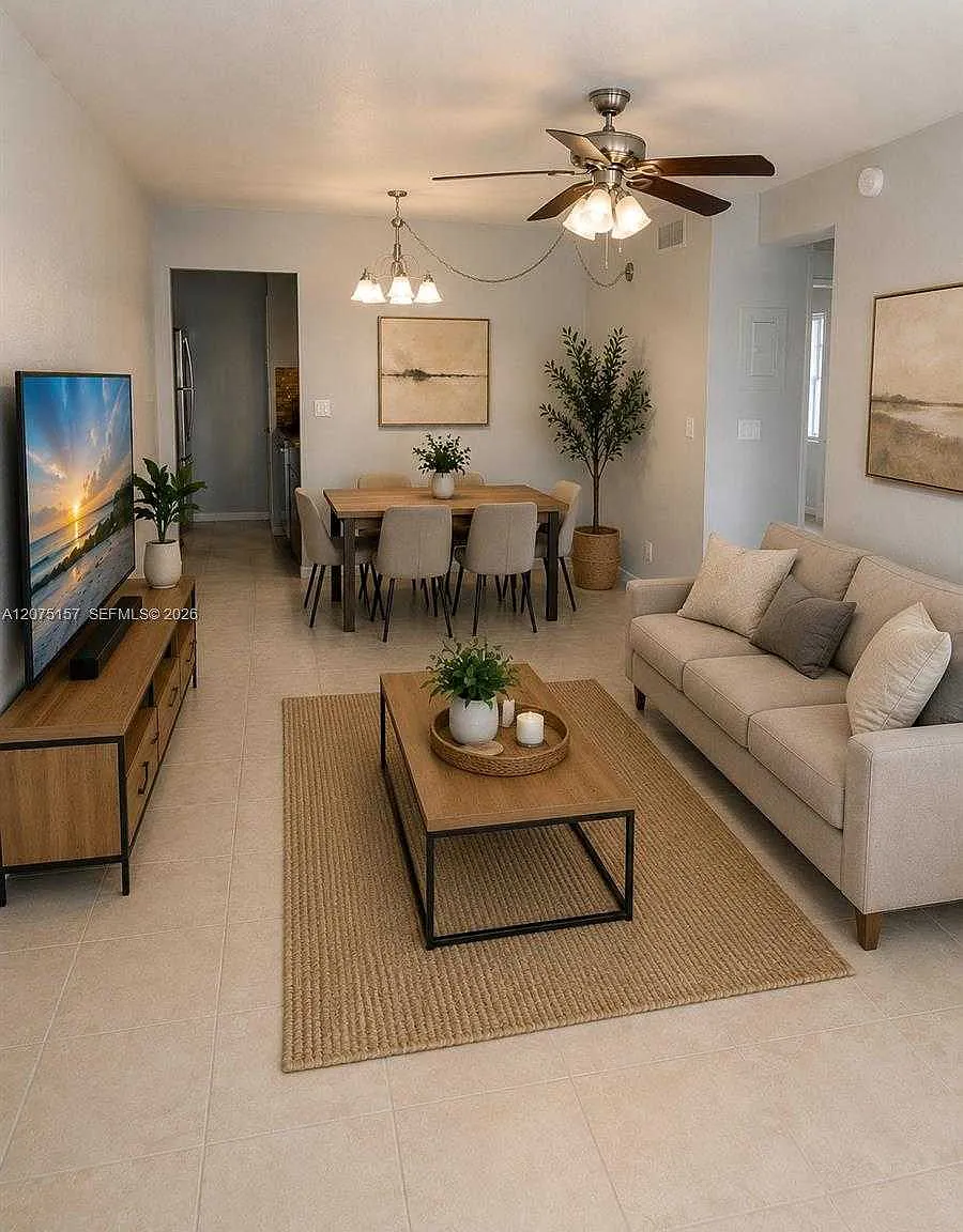 2 bed, $1,900 — Photo 4