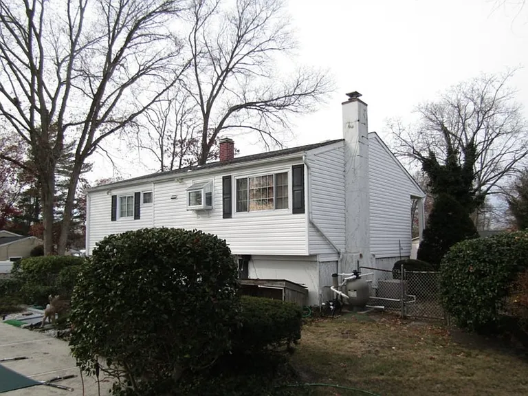 1023 Amethyst Dr — Photo 24