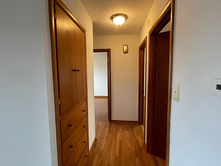 103 Robert St — Photo 14