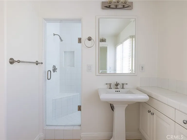 2500 Bungalow Pl — Photo 21