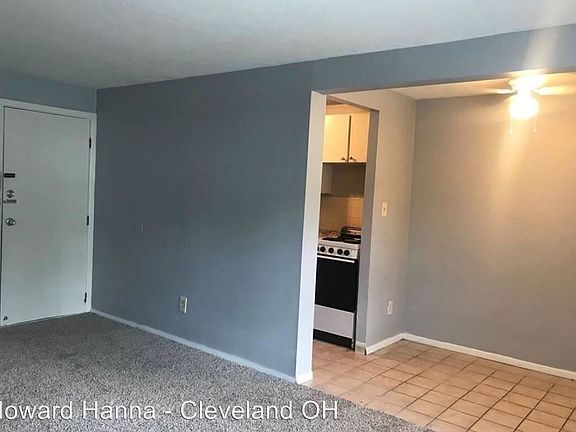 3rd image of 4787 W 130th St APT 101