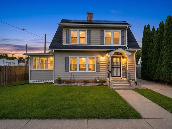 15 Garland St, Springfield, MA 01118