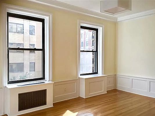 5th image of 1100 Madison Ave APT 5G