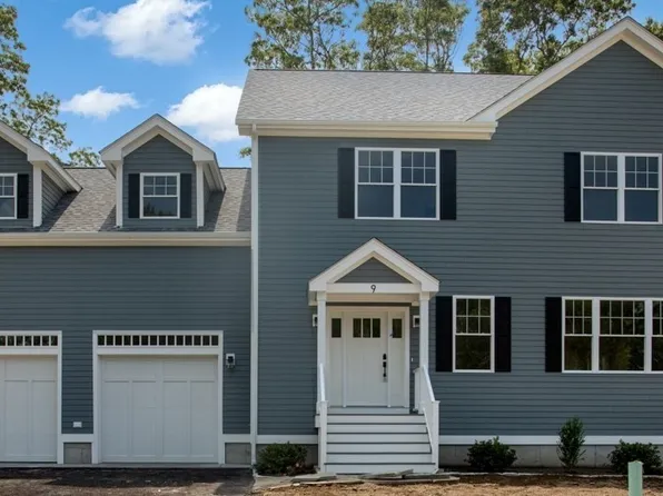5 Julia Ln, Freetown, MA 02702