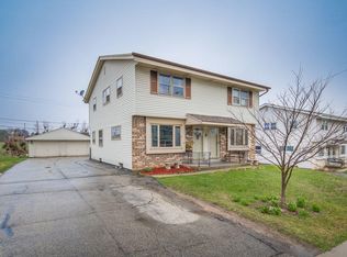 1430 Eder Ln, West Bend, WI 53095