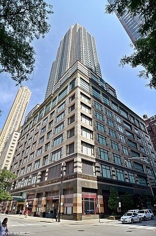 1st image of 100 E Huron St APT 1906