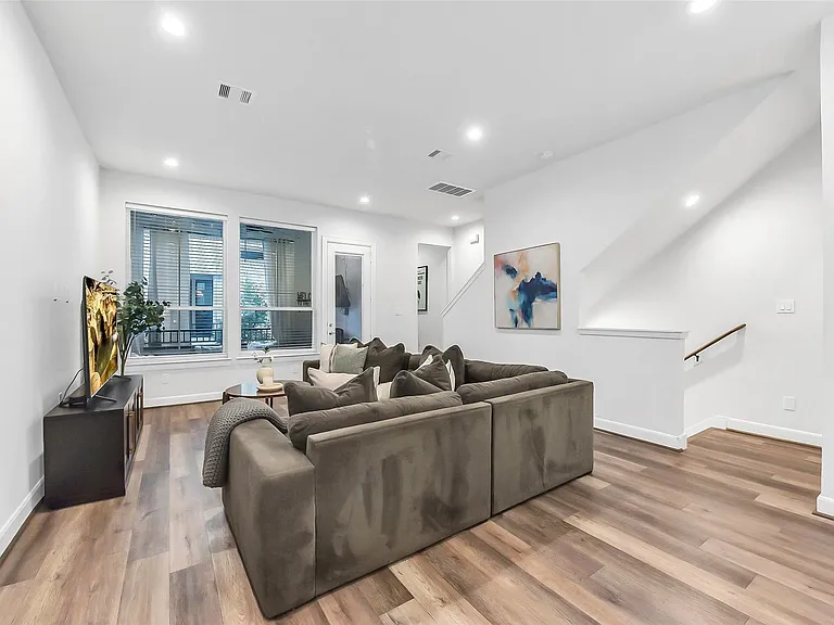 2804 Grand Fountains Dr #D — Photo 8