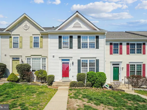 3824 Koval Ln, Woodbridge, VA 22192
