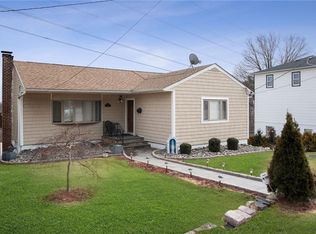 133 Roundhill Dr, Yonkers, NY