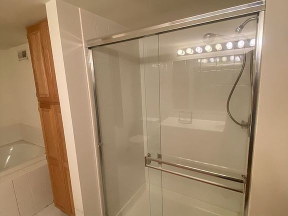 5th image of 2020 Saint Regis Dr APT 202