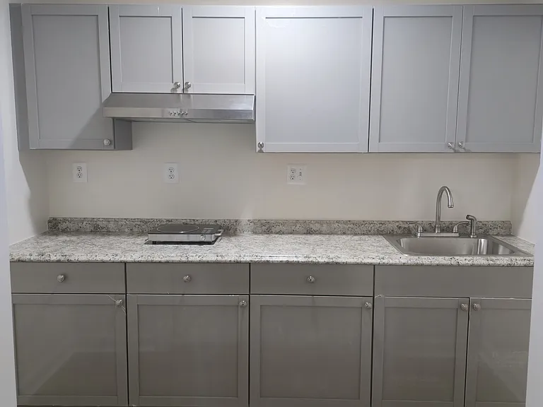 8137 Gilroy Dr — Photo 1