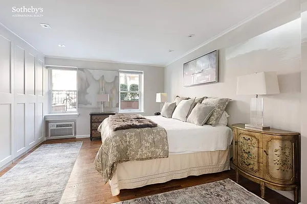 Sold by Sotheby's International Realty | media 3