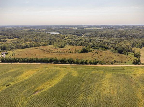 TRACT Pin Hook Rd #B, Lena, IL 61048